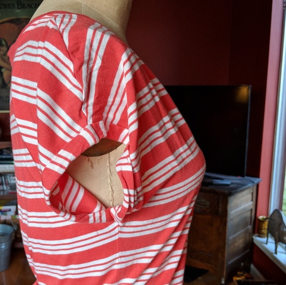 Old Navy T-Shirt Dress - Picture 7 of 8